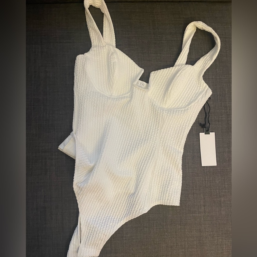 NWT ASTR the label white bodysuit